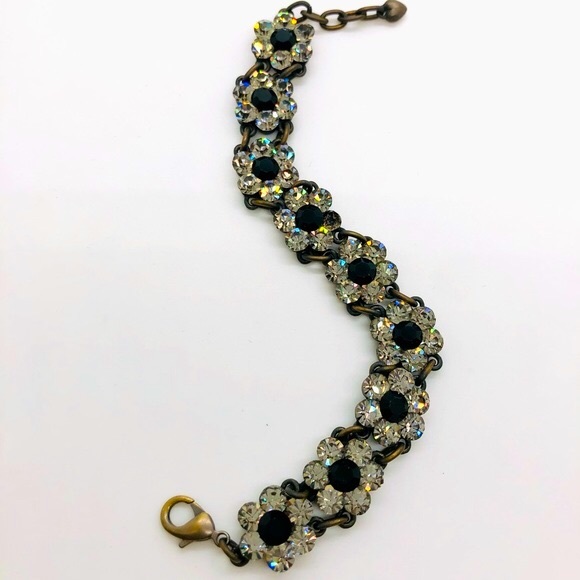 Vintage Rhinestone Crystal Flower Bracelet - Picture 3 of 13